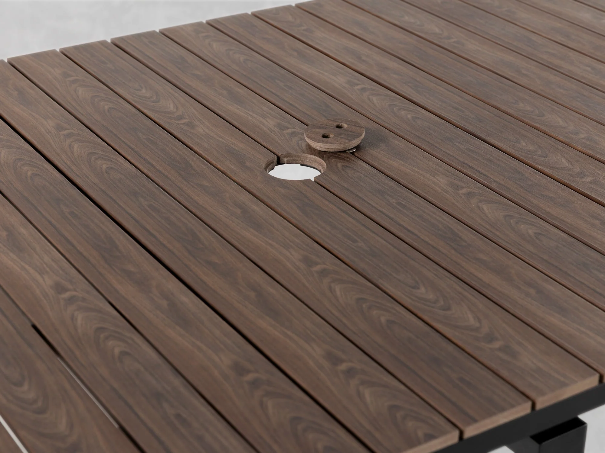 Transformer Outdoor Table (Copy) - Image 9